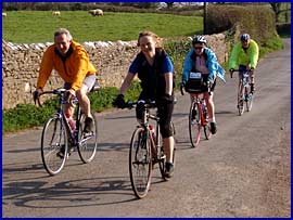 Tom & Jenny Ingram leading near Torbryan.