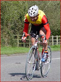Mike Parker racing at Bovey Tracey.