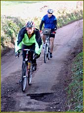 Lethal road surface near Bickley Mill